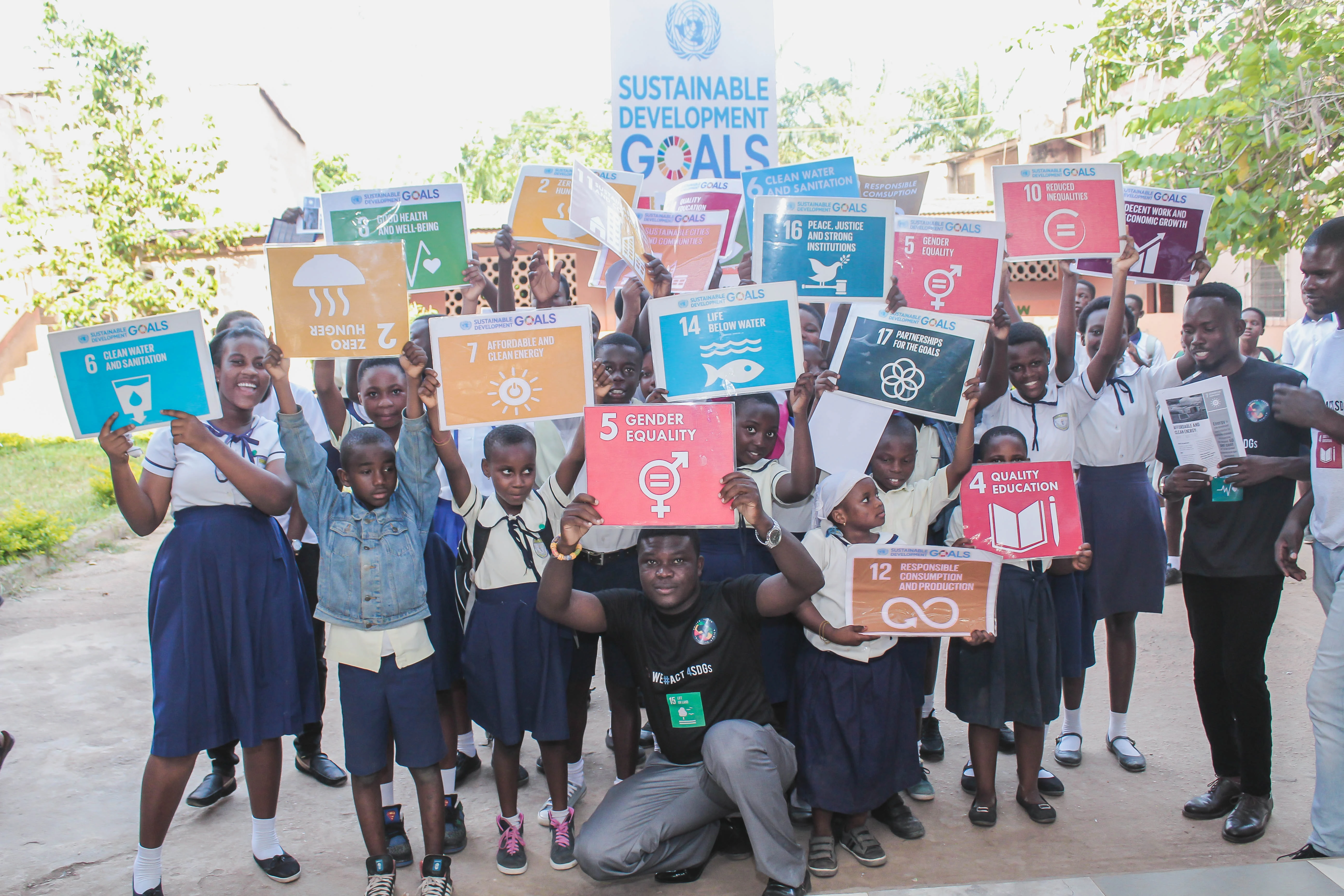  School Children at the Green Youth Club event 
